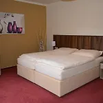 Szálloda Koruna 3*