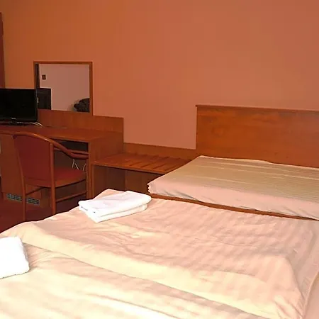 Koruna 3* Karlstejn