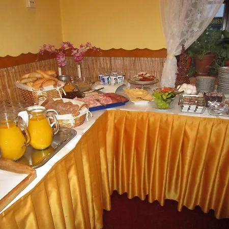 Hotel Koruna 3*
