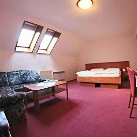 Hotel Koruna Karlštejn