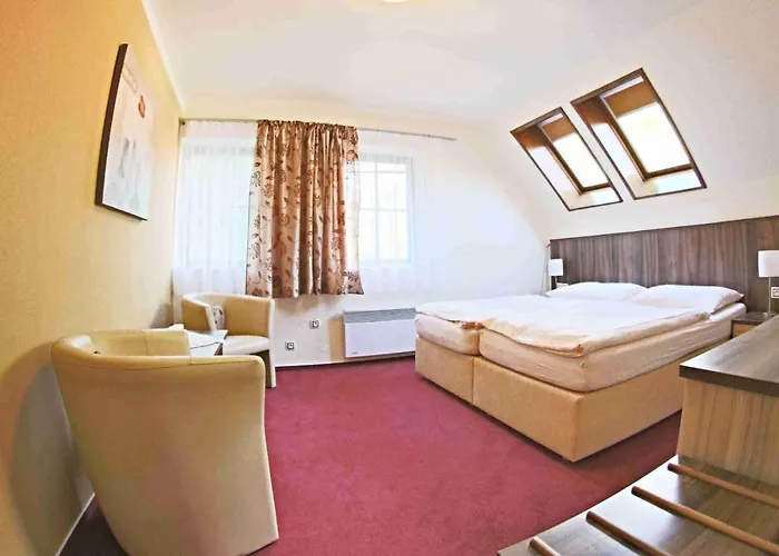 Koruna 3* Karlštejn